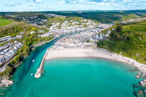 Looe Beach Guide | Plan your visit to Cornwall