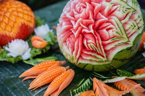 How Thai Fruit Carving Went From Royal Craft to Internet Sensation ...