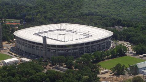 Large retractable membrane roof of a football stadium | ECCON