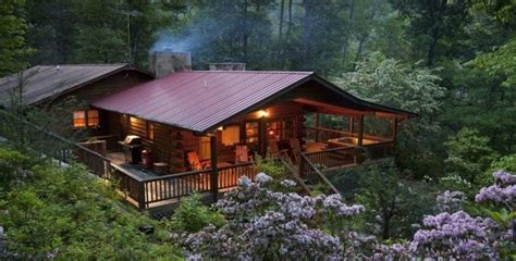 A Relaxing Cabin Buried Deep in the Woods - Cabin Obsession