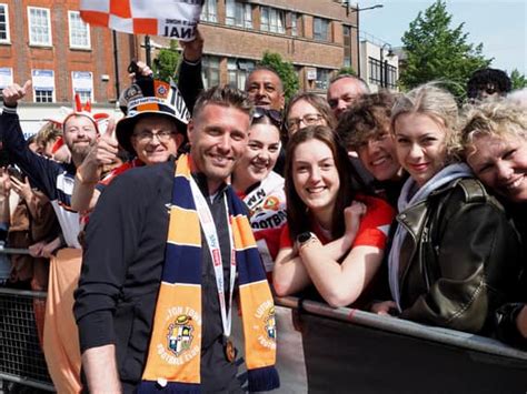 IN PICTURES: Luton Town players and manager meet doting fans after play ...