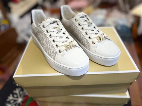 MK Sneakers - 5.5, Women's Fashion, Footwear, Sneakers on Carousell