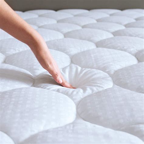 Amazon.com: Mattress Pad Queen Mattress Topper - Quilted Fitted Cooling ...