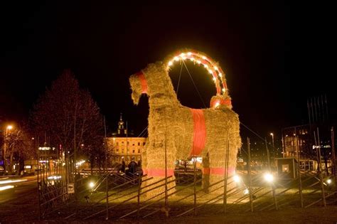 Gävle Goat: The Christmas Goat That Vandals Can’t Keep Their Hands Off ...