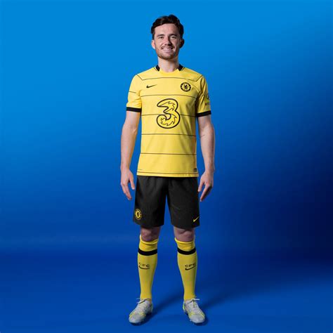 Yellow's Prominent: Chelsea revealed New Away Kit 2021-22, Photos ...