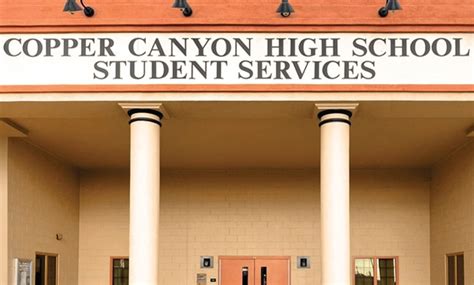 Copper Canyon High School | Dunn-Edwards Paints