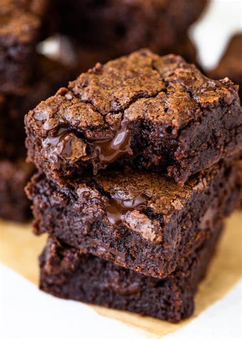 Easy One Bowl Fudgy Cocoa Brownies | Gimme Delicious