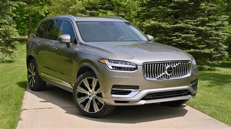 2020 Volvo XC90 T8 eAWD: A smooth and luxurious plug-in hybrid SUV ...