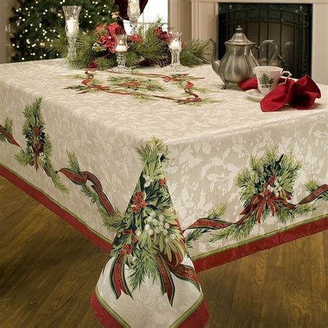 13 Stylish Tablecloths For Christmas - Mommy Today Magazine