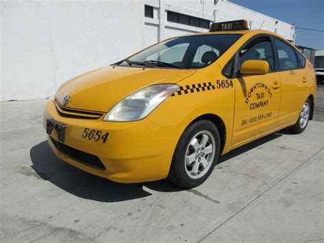 Toyota Prius Taxi Cab | Studio Picture Vehicles