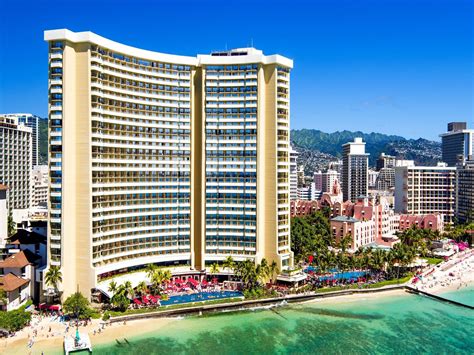 Honolulu Beach Resorts | Sheraton Waikiki Hotel