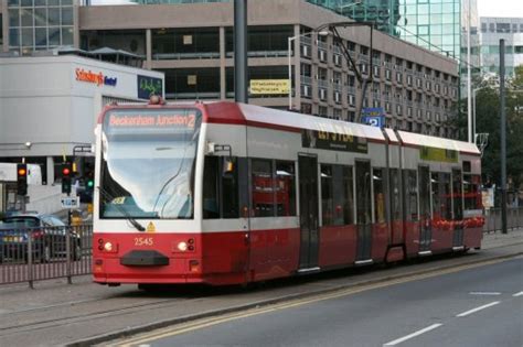 Picture of Croydon Tramlink tram 2545 at Wellesley Road : TheTrams.co.uk