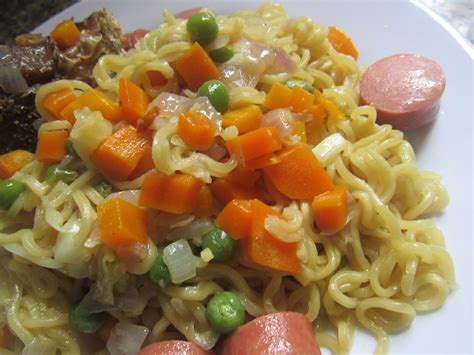 Indomie Recipes: HOW TO COOK FRIED NOODLES