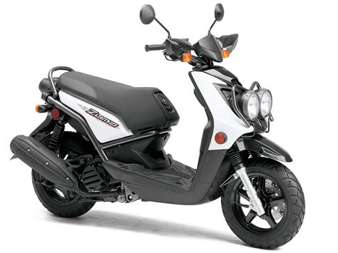 2012 Yamaha Zuma 125 Scooter pictures, specifications