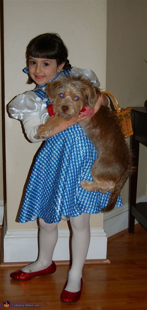 Dorothy & Toto Halloween Costume Idea