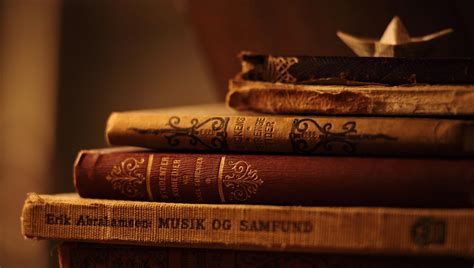 Old Books Wallpapers - Top Free Old Books Backgrounds - WallpaperAccess