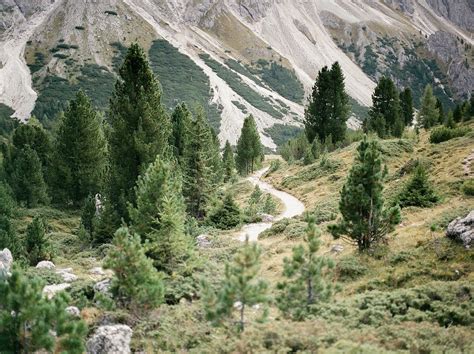 The Dolomites on film | Travel photography Italy | Zwart Fotografie