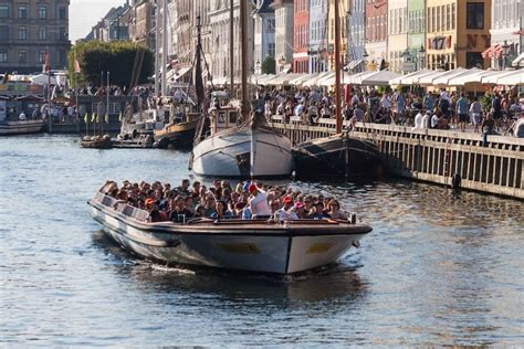 Copenhagen: Canal Cruise from Nyhavn