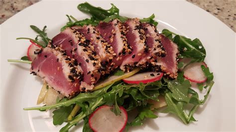 Seared Tuna Salad with Pear and Radish