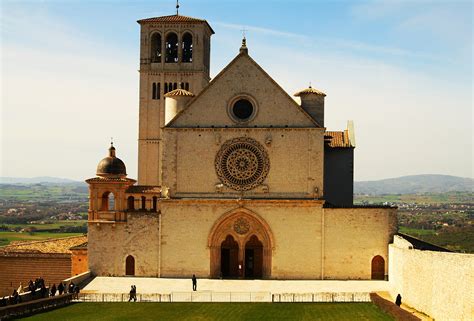 Upper Church @ Basilica of St. Francis of Assisi, Italy | Architecture ...