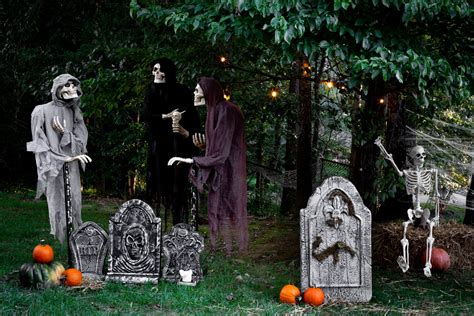 Haunted Graveyard Halloween Decor — house on a sugar hill