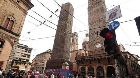 Italian officials secure 12th Century leaning tower in Bologna to ...