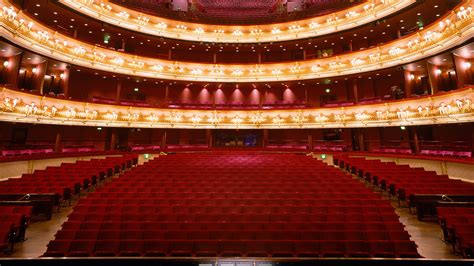 Royal Opera House, London, England - Theater Review | Condé Nast Traveler