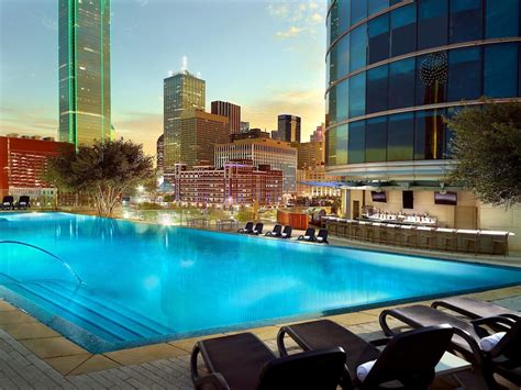 Book Omni Dallas Hotel in Texas | Hotwire