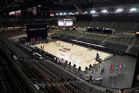 Indianapolis’ Farmers Coliseum not your typical NCAA Tournament venue ...