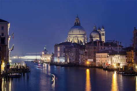 Venice Night Photo Tour — Aperture Tours