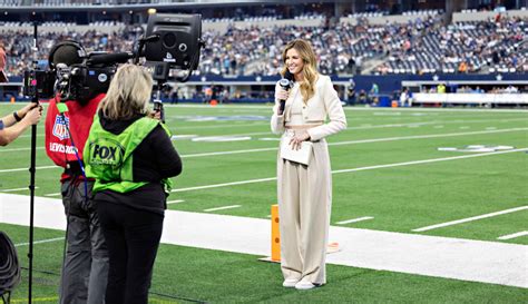 Erin Andrews Footwear: The Sideline Reporter's Fave Kicks | Well+Good