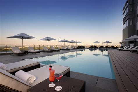 Radisson Blu Hotel Sandton, Johannesburg, South Africa - Trailfinders ...