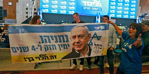 Israel elections: Exit polls give Netanyahu slim majority