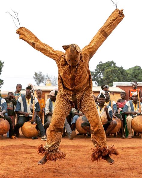 DANCES IVOIRIENNES