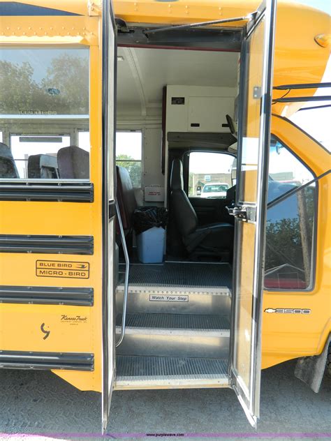 2002 Chevrolet 3500 Bluebird school bus in Hill City, KS | Item T9893 ...