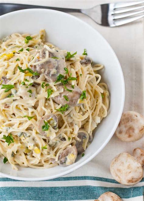 Creamy Parmesan Leek and Mushroom Pasta | Neighborfood