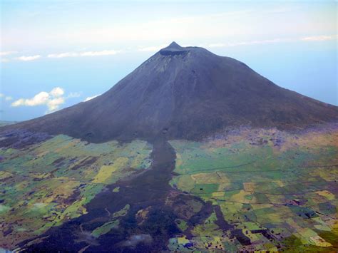 Mount Pico - a photo on Flickriver