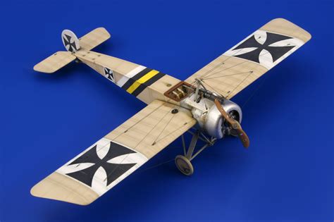 FOKKER E.III 1/48 - Eduard Store