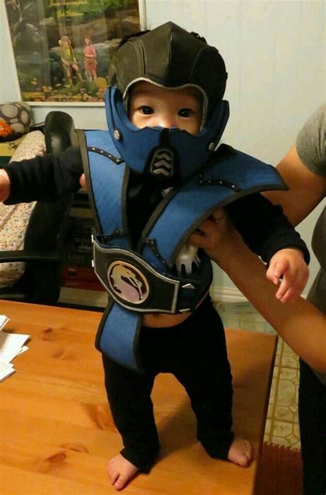 Mini Sub Zero | Baby cosplay, Mortal kombat, Mortal kombat cosplay