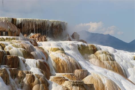 Destination of the day: Mammoth Hot Springs in Yellowstone National ...