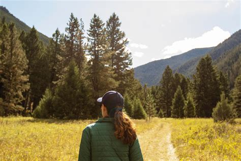 5 Beautiful Fall Hikes Near Bozeman