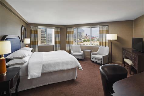 Sheraton Inner Harbor Hotel in Baltimore (MD) - Room Deals, Photos ...