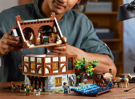 The history of LEGO® Castle and our new Medieval Blacksmith set ...