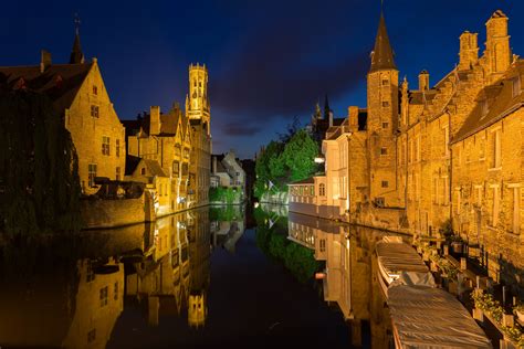 Desktop Wallpapers Cities Belgium Night Bruges Canal 3072x2048