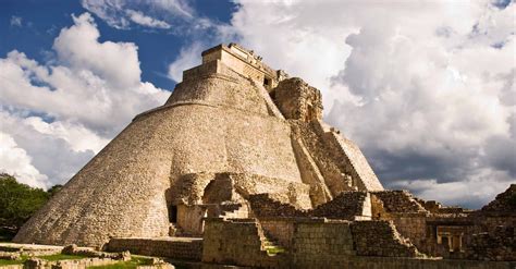 Feature article on Mayan ruins of Uxmal in Yucatan, Mexico: photos and ...