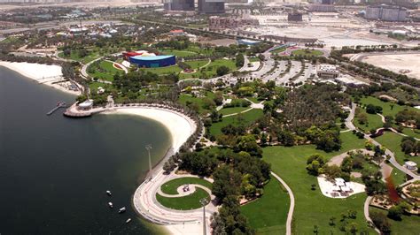 Creek Park in Dubai.. Fun entertainment between dolphins and flowers ...