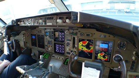 New Flat Panel 757 Cockpit Upgrade | Cleans up the whole coc… | Flickr