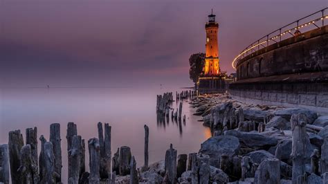 Lindau lighthouse - backiee