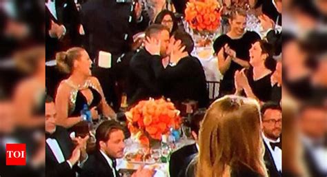 Watch: Ryan Reynolds and Andrew Garfield share a kiss at Golden Globes ...