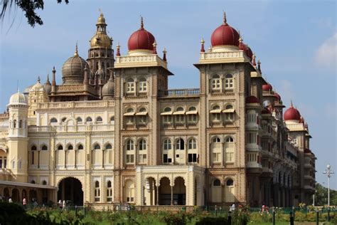 Visit The Best Places In The City Of Palaces- Mysore | magicpin blog